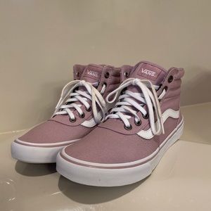 Vans- 7.5 pink and white